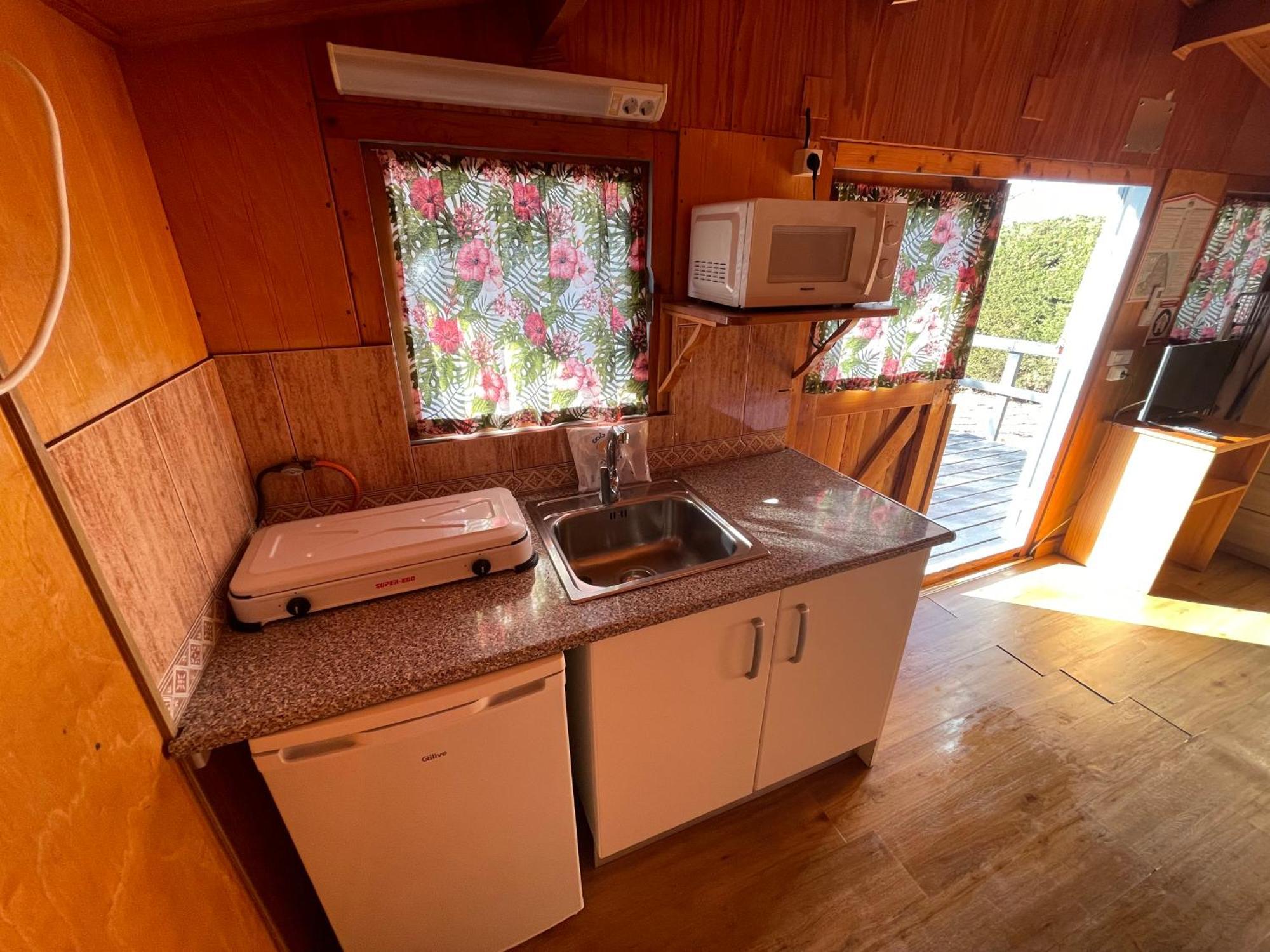 Complejo Turistico & Camping Cabopino ماربيا المظهر الخارجي الصورة