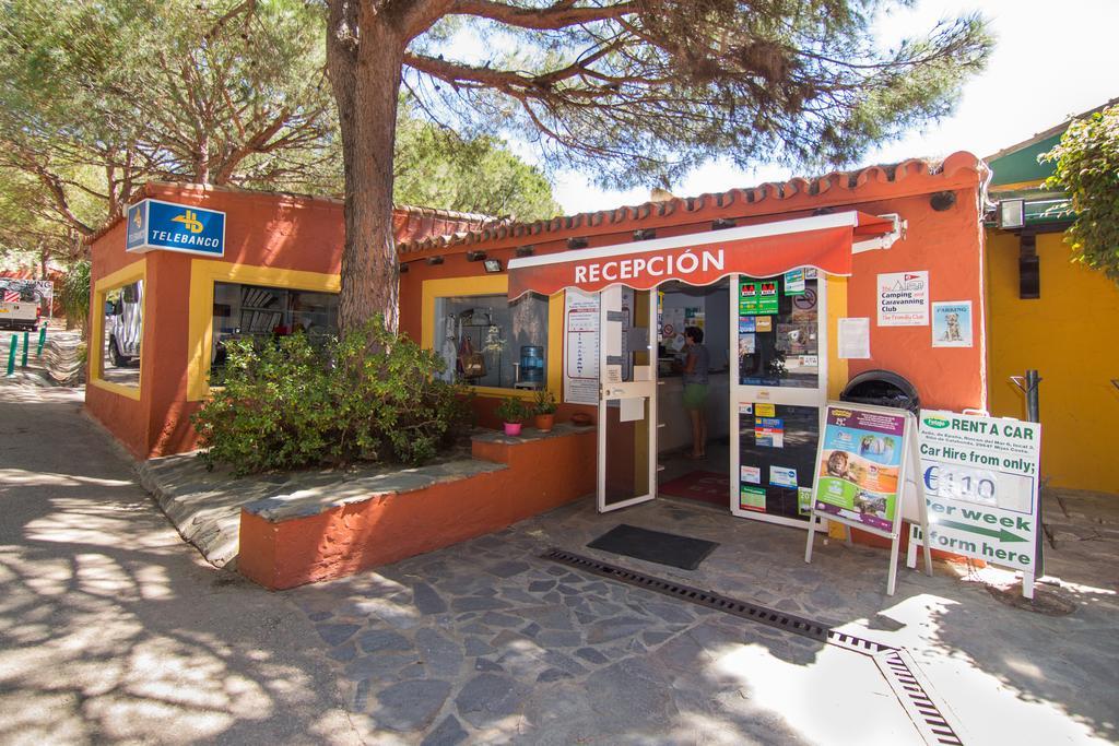 Complejo Turistico & Camping Cabopino ماربيا المظهر الخارجي الصورة